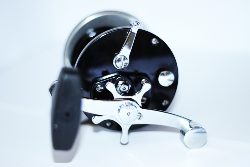 Arquivo:Carretilha penn02.JPG